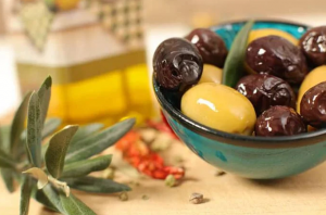 Harms and side effects of olives